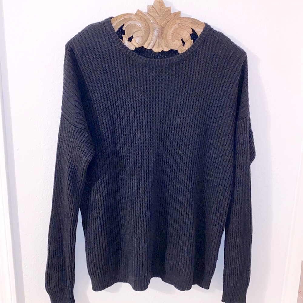 Crewneck